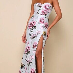 NWT Lulu's Elegant strapless, light sage Floral Dress for prom, wedding guest